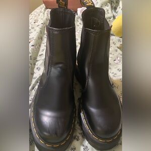 dr.marthens platform boots